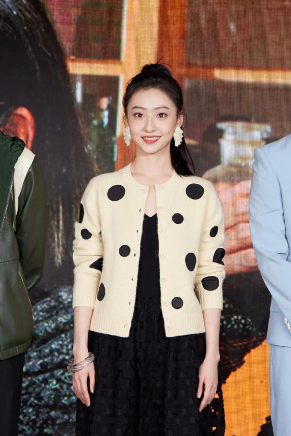 張子楓古裝小家碧玉最美，歐陽娜娜不敵國民妹妹？有圖有真相