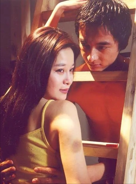 8大“海巖女郎”現狀：有人幸福美滿，有人嫁偽豪門老公負債過億