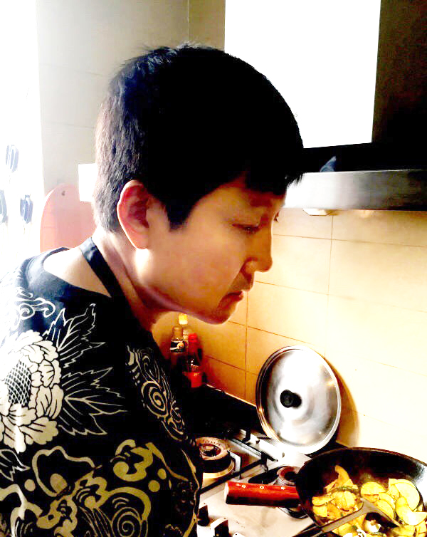 著名演員李崇霄:娶德國妻子一度鬧矛盾,而今樂做家庭婦男 著名演員李崇霄:娶德國妻子一度鬧矛盾,而今樂做家庭婦男