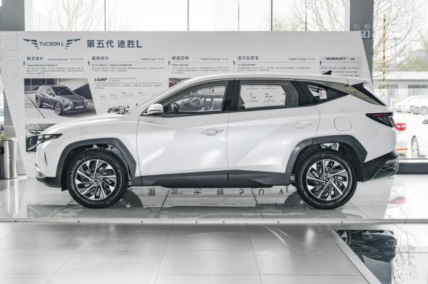 第五代途勝L標配豐富，低配已經很香了，但我更推薦選次低配