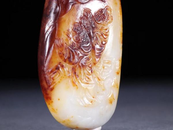 舊藏「和田玉籽料 祥龍 原石雕」 舊藏「和田玉籽料 祥龍 原石雕」