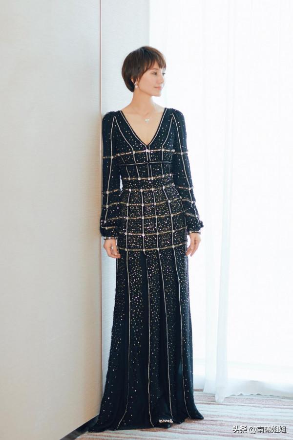 上了年紀的女人，建議少穿這3款“單品”，顯胖顯醜又廉價