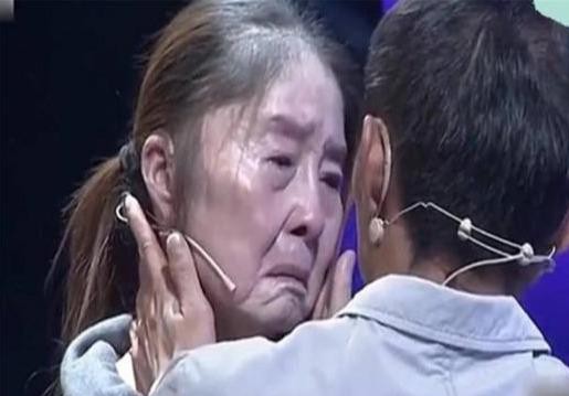 18歲妙齡少女一夜變老，丈夫說不離不棄，如今18年過去他做到了嗎