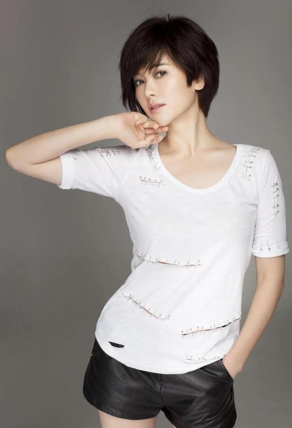 “藝術體操女神”左小青:氣質優雅唯美靈動(後幾張是年輕美照) “藝術體操女神”左小青:氣質優雅唯美靈動(後幾張是年輕美照)