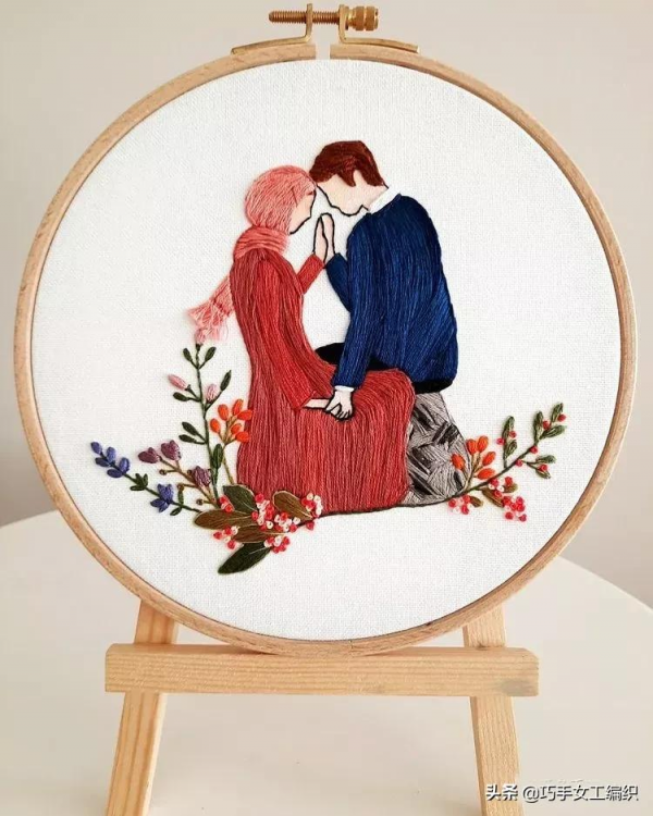 像真發一樣可以編的髮型都能繡出來，如此立體的繡法怎麼能錯過