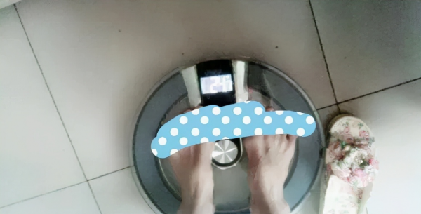 女孩減肥至55斤，不吃主食住進ICU，為何總有人把自己減到醫院？