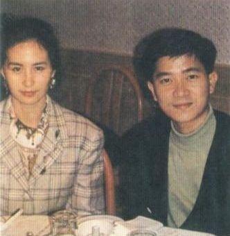 不惜得罪賭王也要與何超瓊離婚?許晉亨娶李嘉欣背後的真相 不惜得罪賭王也要與何超瓊離婚?許晉亨娶李嘉欣背後的真相