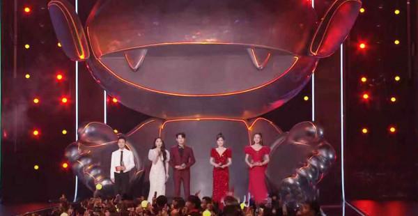 湖南臘八晚會成《披哥》聯歡會，趙文卓C位，言承旭貢獻收視峰值