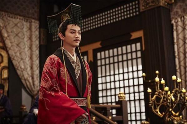 中國歷史上的皇帝多達422人，卻僅3位痴情帝，堅守一生一世一雙人