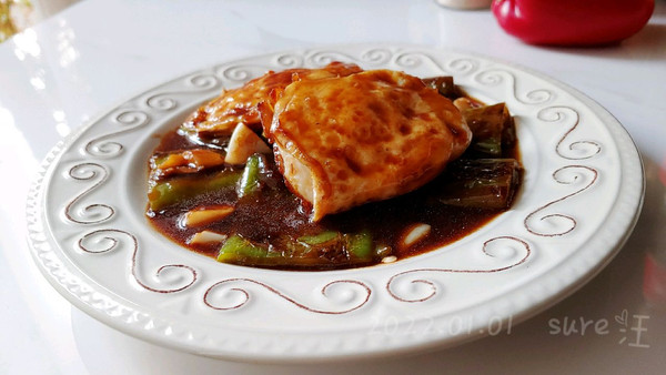 這道虎皮椒蒜荷包蛋香極了，兒子三天兩頭就要吃