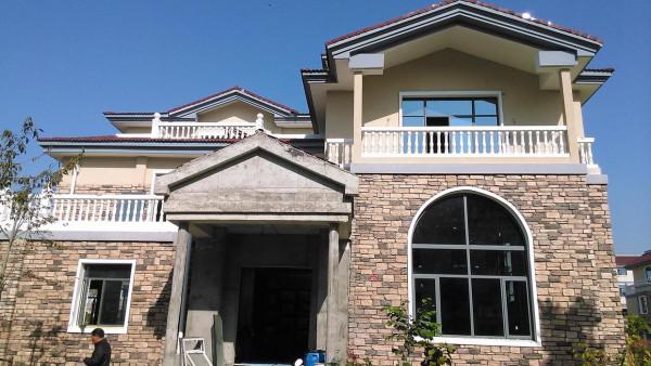 鄰居大爺花一輩子積蓄,跑郊區買了個別墅,一年以後說啥也不住了 鄰居大爺花一輩子積蓄,跑郊區買了個別墅,一年以後說啥也不住了