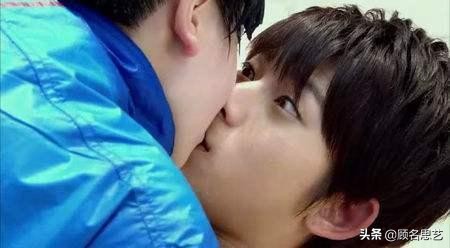 這部翻拍偶像劇誰記得，女主把傻白甜演成“白痴”，心疼帥氣男主