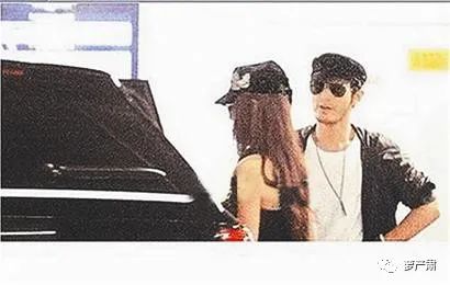 曉明AB終離婚，七年不到就看到了世紀婚禮的結局