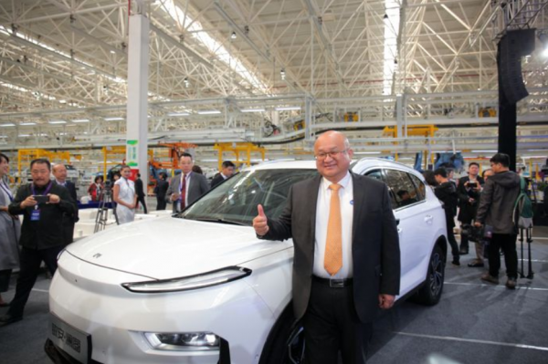 逆襲為百億富豪的秦榮華，從日本買10000根木頭：這本就是中國的