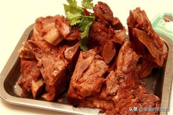 東北的十道大菜，每道都是豪氣干雲