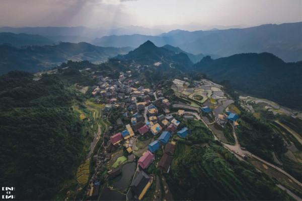 融水的石上人家，建在石頭上最特別的吊腳樓，再不來看就沒了