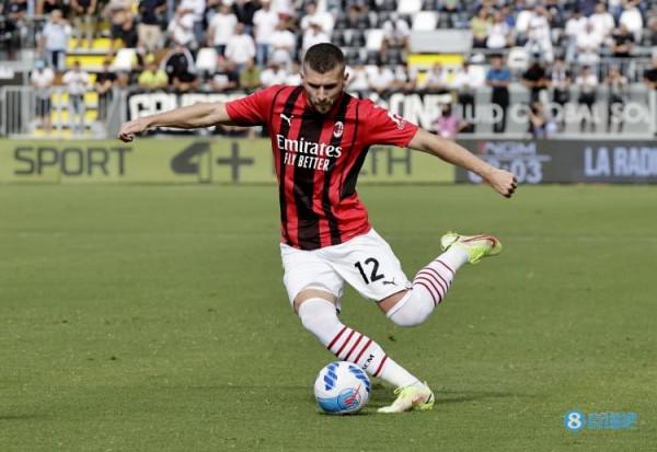 意媒：雷比奇和卡拉布里亞本週一依然在進行單獨恢復訓練