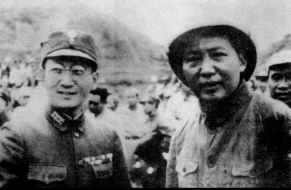 1950年，張治中到南海密會蔣經國，凌晨兩點接葉劍英通知：快撤