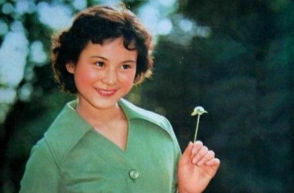 80年代當紅女星朱碧雲,巔峰時隱退遠走美國,如今過得怎麼樣了? 80年代當紅女星朱碧雲,巔峰時隱退遠走美國,如今過得怎麼樣了?