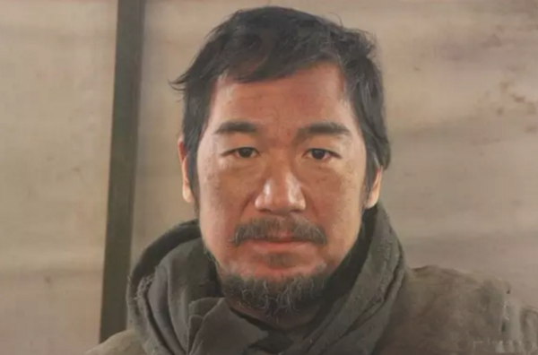 歷屆金雞獎最佳男主角獲獎瞬間：富大龍最淡定，張譯緊張到口吃