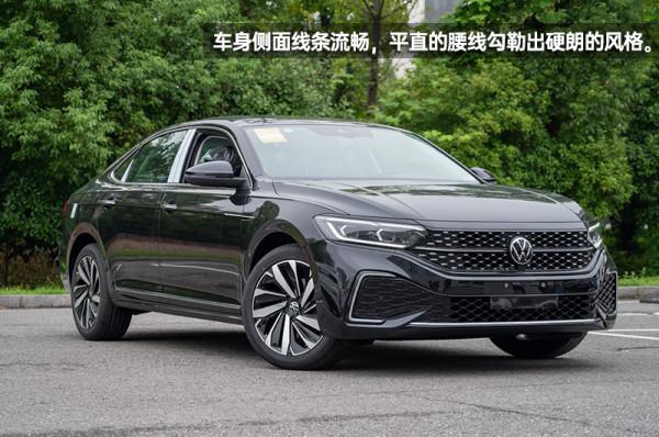 不再是“套娃臉” 新款大眾帕薩特到店實拍