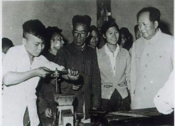 陳松年陪父親陳獨秀度過最後時光，建國後當窯工，毛主席特批照顧