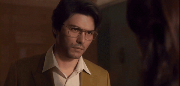 Netflix又拍了一部爆款華語劇，真夠生猛