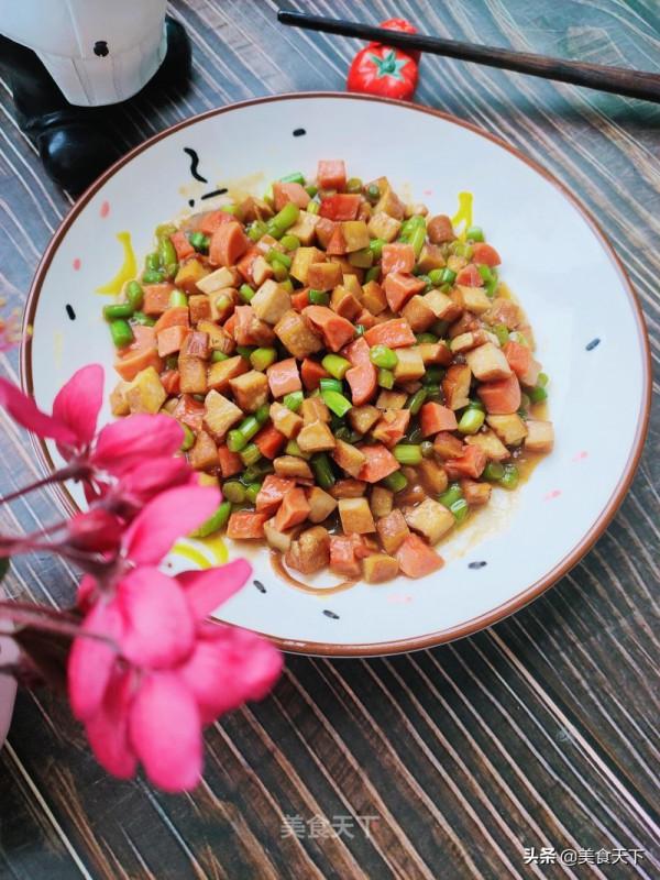 香乾像我這樣炒，兩碗米飯都不夠吃