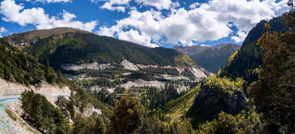 川西海拔最高最大最藍的海子——亞莫措根