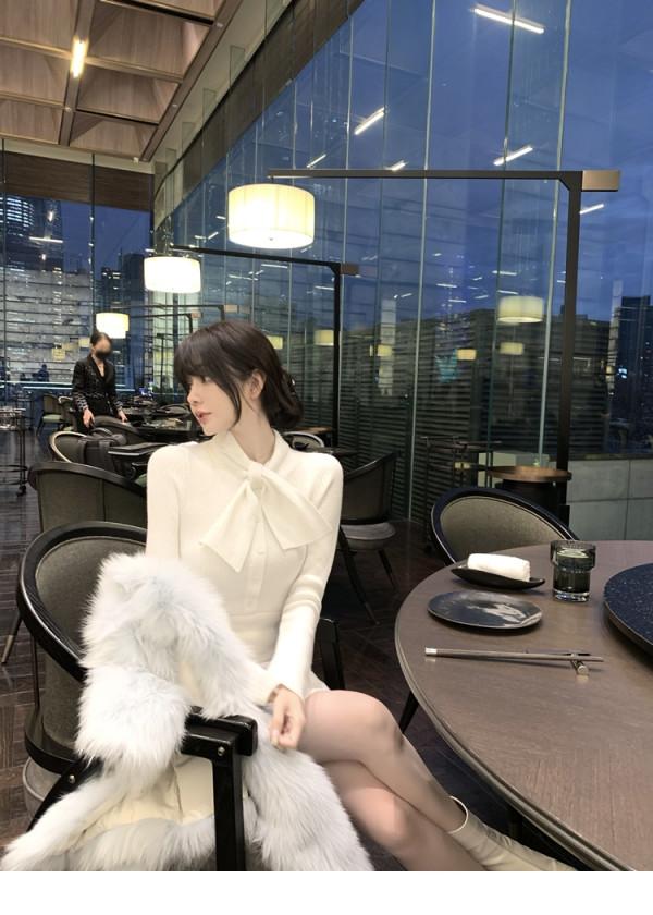 經典領結針織收腰氣質連衣裙，自帶一種讓人無法拒絕的優雅氣質