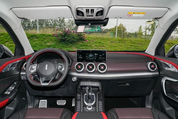 國產實力派SUV,2.0T爆發224馬力,豪華不加價,實拍WEY VV5 國產實力派SUV,2.0T爆發224馬力,豪華不加價,實拍WEY VV5