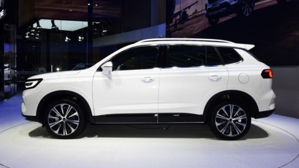 榮威RX5 MAX不同排量保養差3千，要快還是要省？