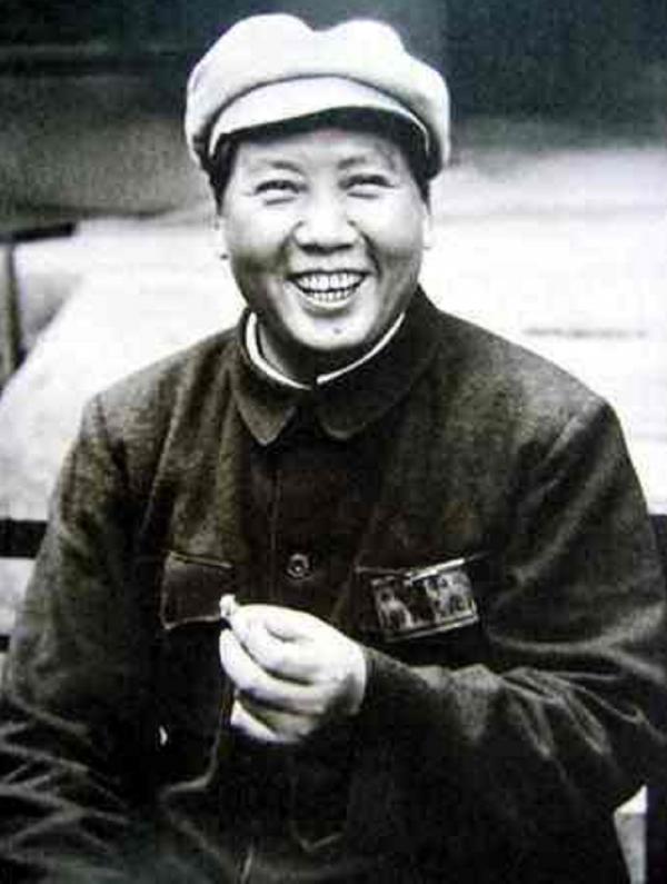 毛主席接見毛遠耀、毛遠翔兩兄弟，談話提及老家：我很想回去看看