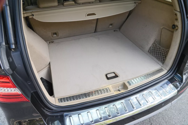 二手賓士ML320：3&period;0T&plus;7AT&plus;全時四驅，豪華SUV鼻祖，均衡之選