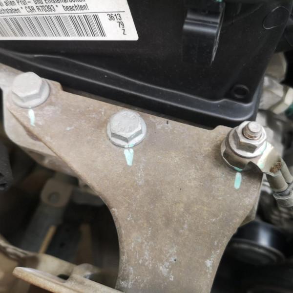 6萬多買輛才開四年的大眾寶來,扒開膠條讓人痛惜,賣家套路深 6萬多買輛才開四年的大眾寶來,扒開膠條讓人痛惜,賣家套路深