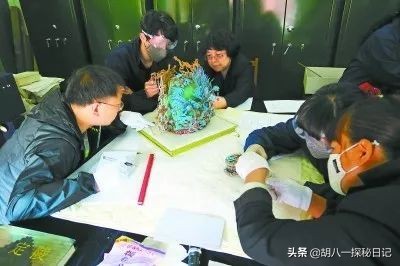 1957年,明朝皇帝定陵挖掘出400年前皇帝的純金帽子,工藝是迷 1957年,明朝皇帝定陵挖掘出400年前皇帝的純金帽子,工藝是迷