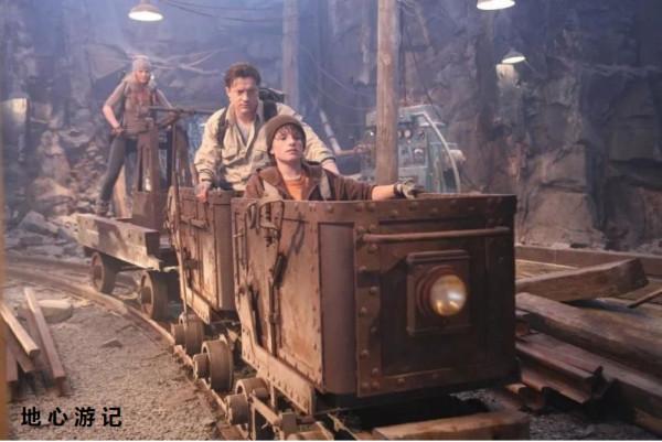 他不但是科幻小說之父，更是一個科學時代的預言家：他是誰？