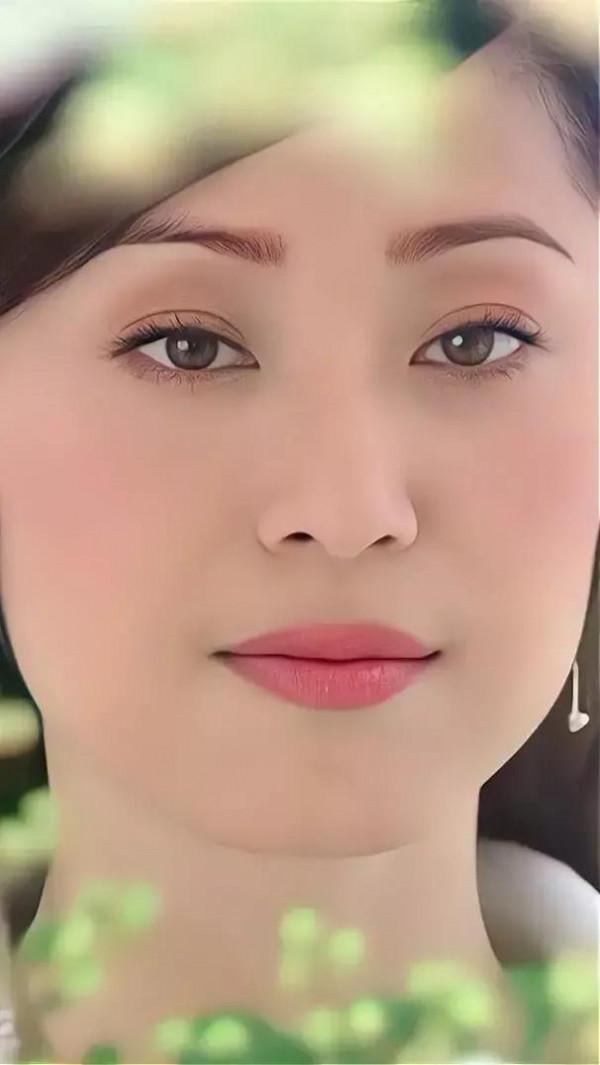 風華絕代陳法蓉