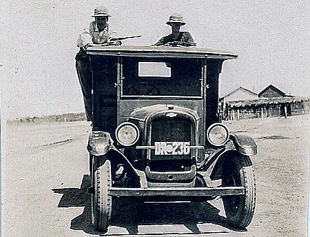 鴯鶓戰爭：1932年，帶機槍的“澳大利亞皇家軍團”，被一群鳥擊敗