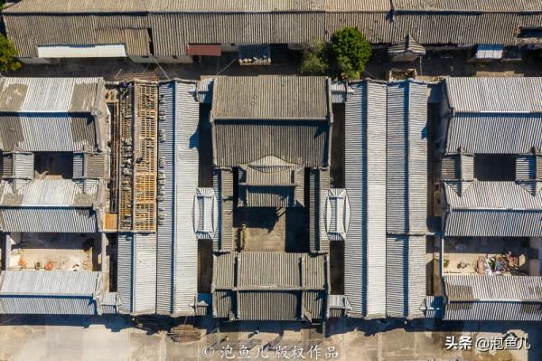 豪擲一個億,修了14年,廣東發現鉅富豪宅,遊客直呼太奢華了 豪擲一個億,修了14年,廣東發現鉅富豪宅,遊客直呼太奢華了