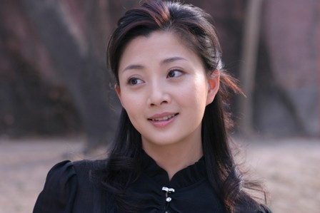 李小冉、殷桃、梅婷三個女人的“恩怨糾纏”：現實比電影更狗血