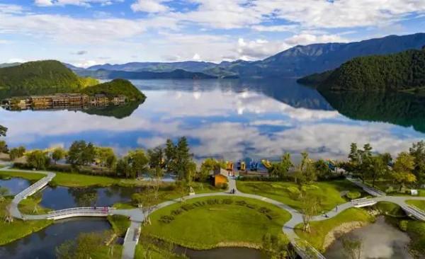 瀘沽湖絕美風光