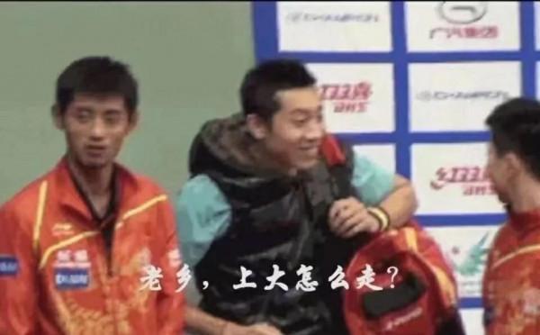 許昕現身上海大學，陽光，正氣，挺拔，這才是年輕人要追的星