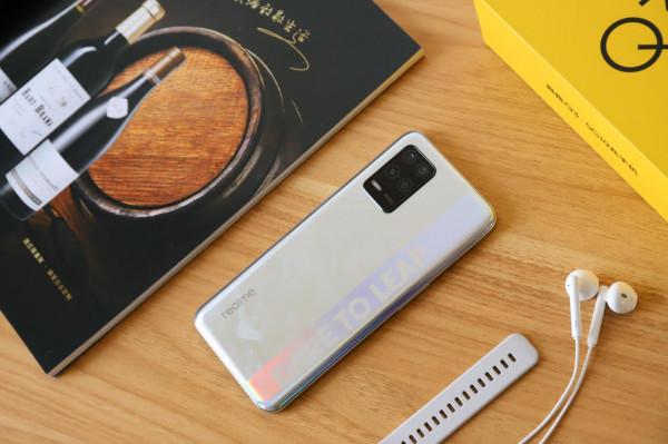 千元機也有好選擇！這三款配置不輸大牌，用三年沒問題