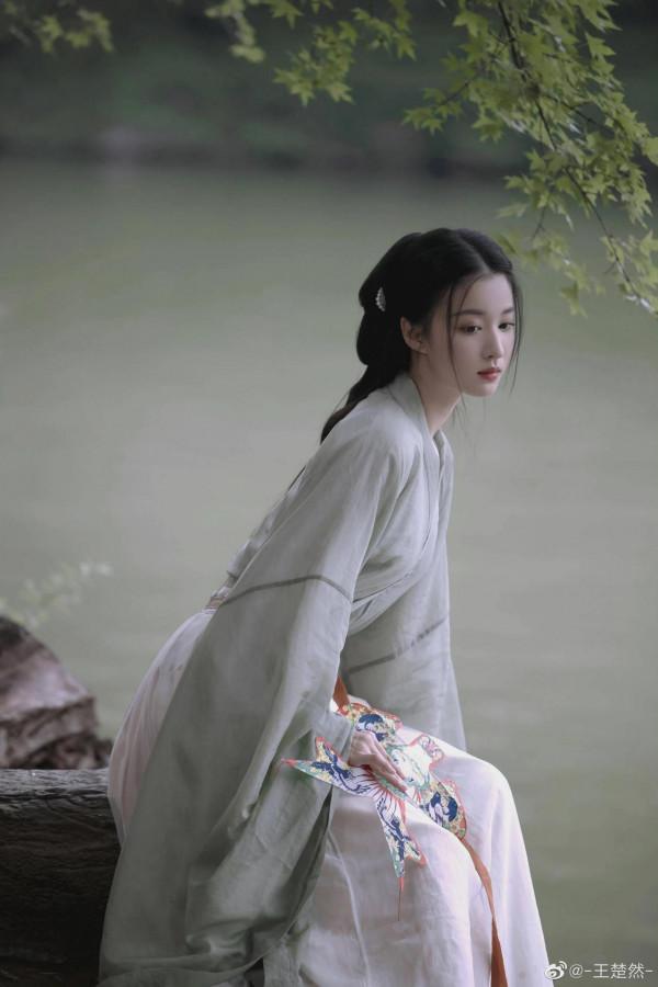 糊,但是漂亮!那些不出名的女明星,看看你認識幾個? 糊,但是漂亮!那些不出名的女明星,看看你認識幾個?