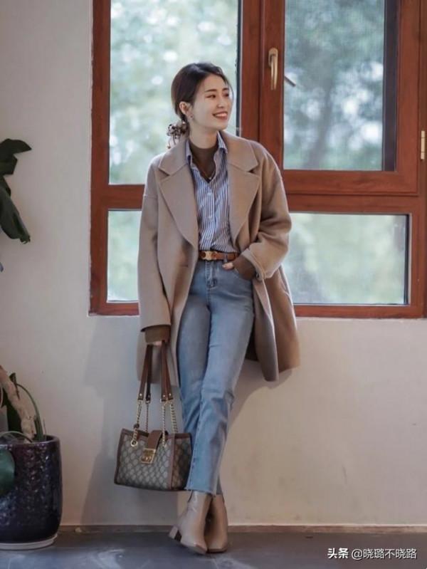 真正高階的女人，不管穿大衣、風衣，都不會配打底褲，拉低氣質