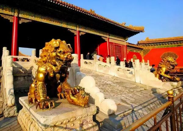 元旦快到了，要不要去故宮玩玩兒？