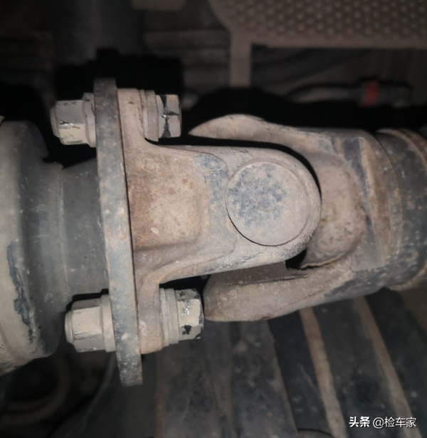 開了30多萬公里的豐田普拉多還能賣20萬！它還能不能戰？