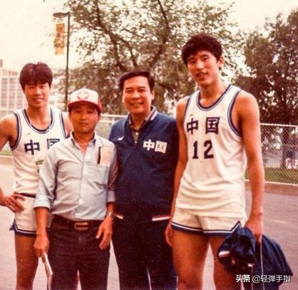 人物｜中國籃協副主席，新中國首位奧運旗手，中國籃球留洋第一人