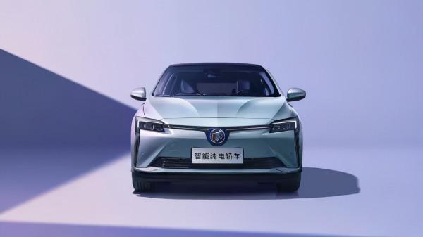 老師兒，買新能源車不？可中的那種